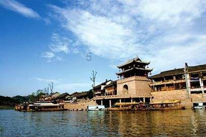 葡萄干要用水洗吗？卖干果说完，这下清楚了：原来吃错了20多年